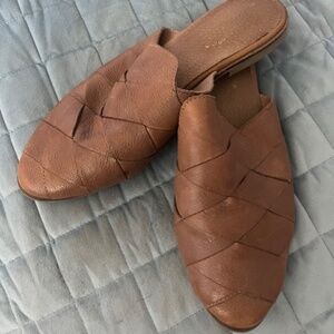 Seychelle leather mule slip ons womens size 8